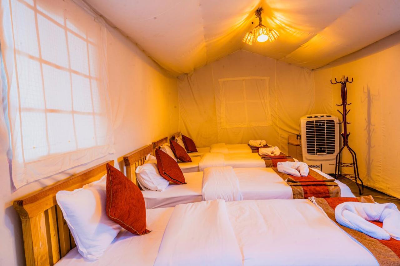 Kalash Parkaze And Tent Inn Pokhara Kültér fotó
