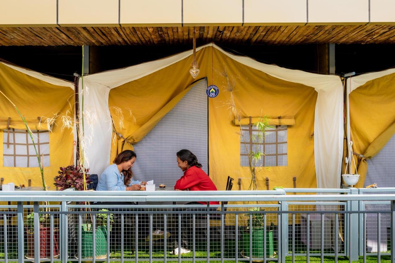 Kalash Parkaze And Tent Inn Pokhara Kültér fotó